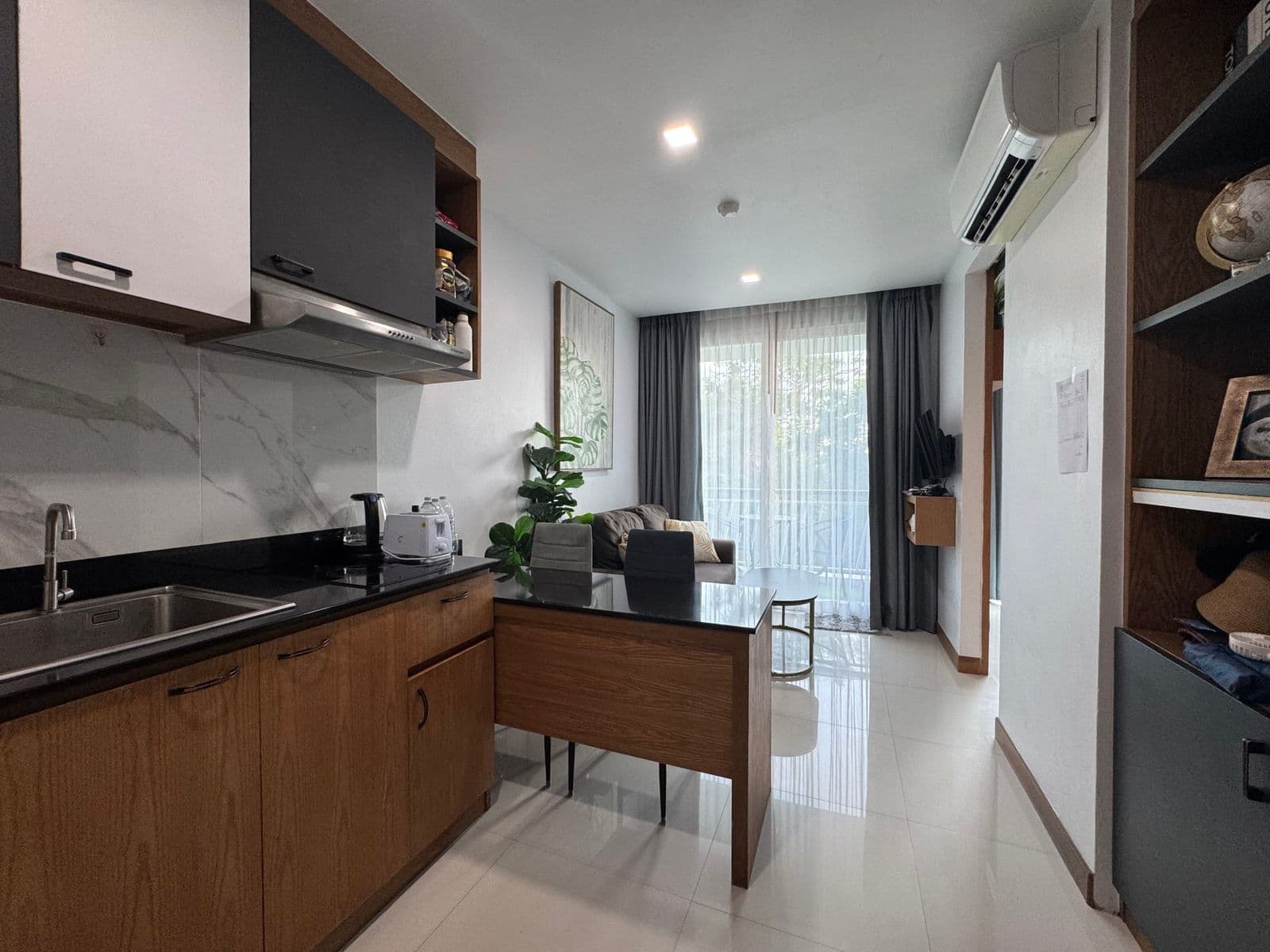 1 Bedroom near naiharn beach resale — photo 1