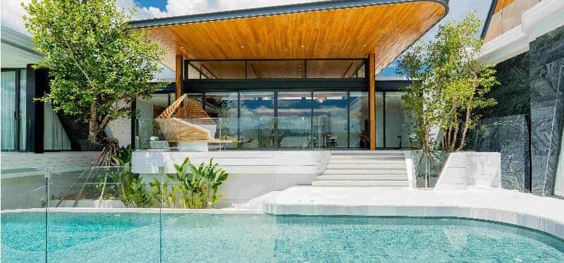 4 bedrooms luxury hilltop retreats in Layan — photo 1