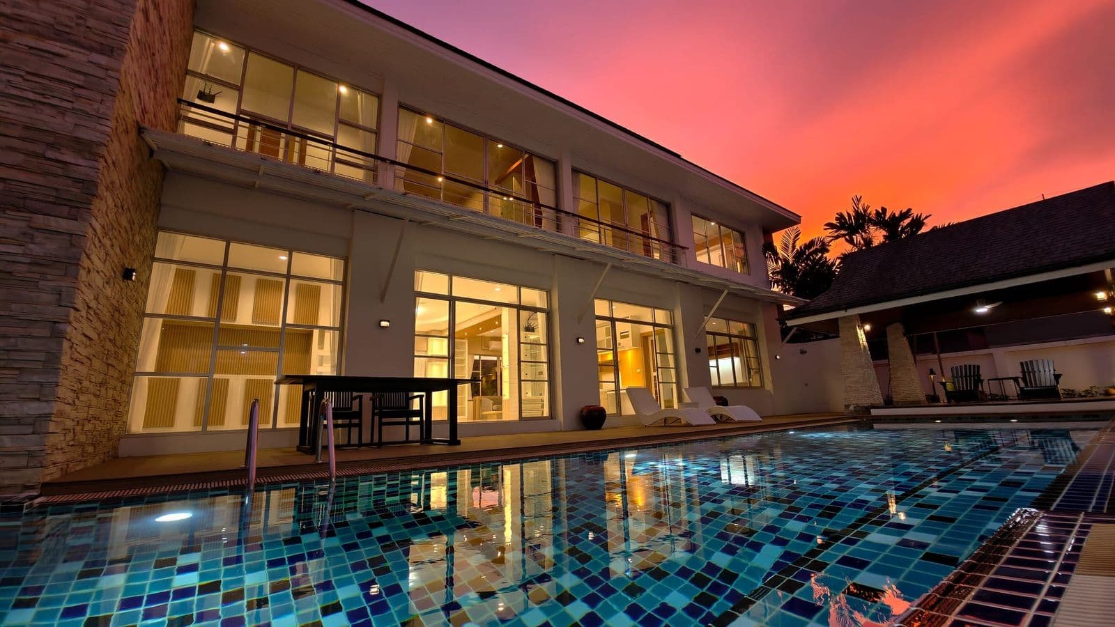 5 bedroom luxury villa chalong resale — photo 3