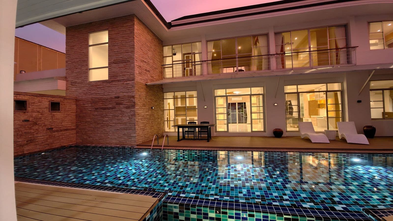 5 bedroom luxury villa chalong resale — photo 4