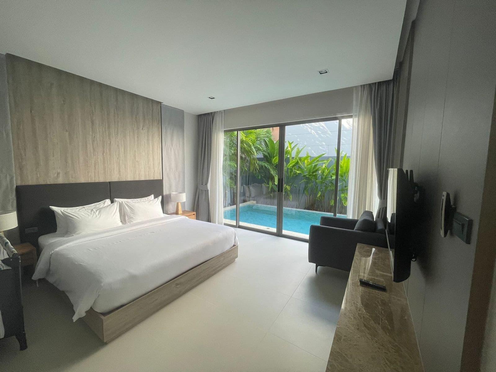 3 bed Zenithy villa resale — photo 2