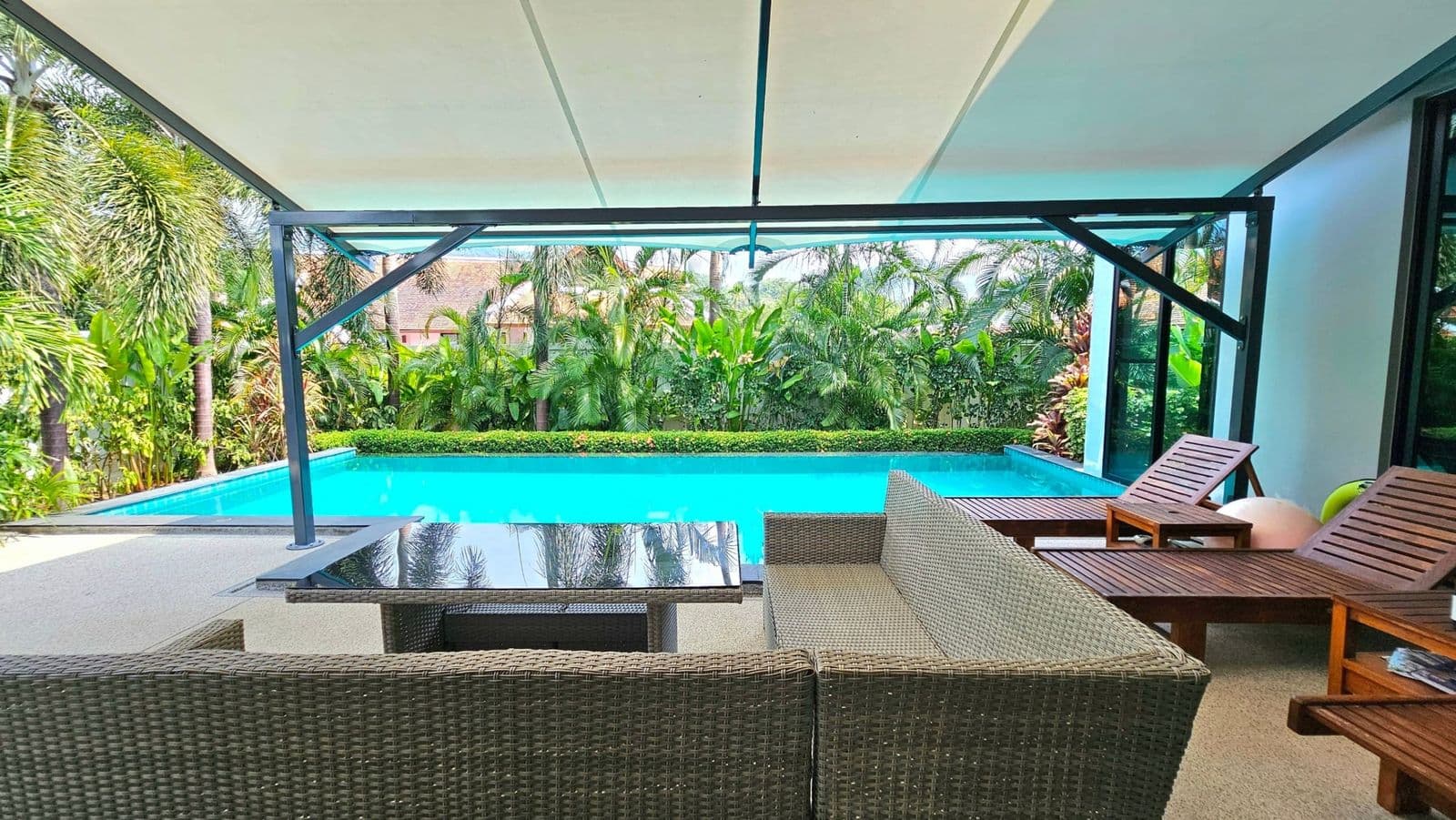Luxury 3 bedroom pool villa in naiharn resale — photo 4