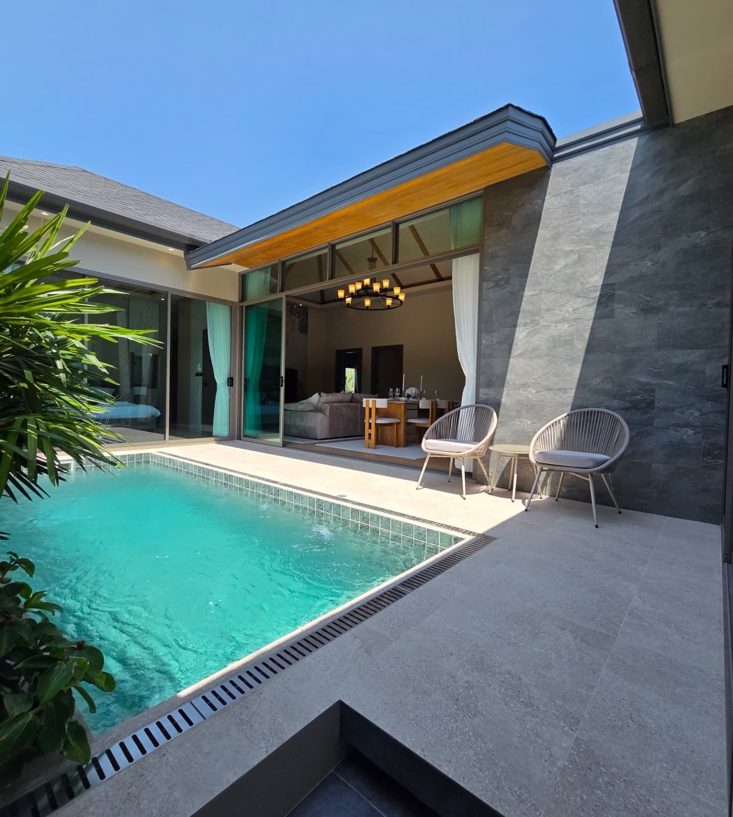 4 Bedroom Luxury villa naiharn resale — photo 2