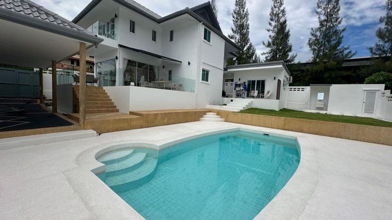 5 Bed Rawai Modern pool villa rent — photo 1