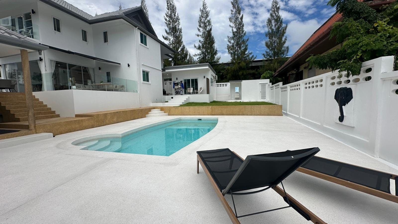 5 Bedroom Rawai Modern pool villa resale — photo 2