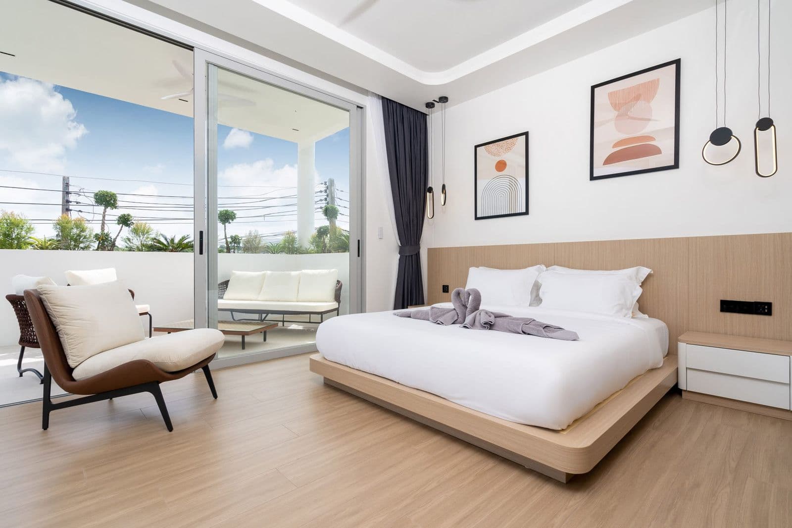 5 Bedrooms pool villa resale — photo 2