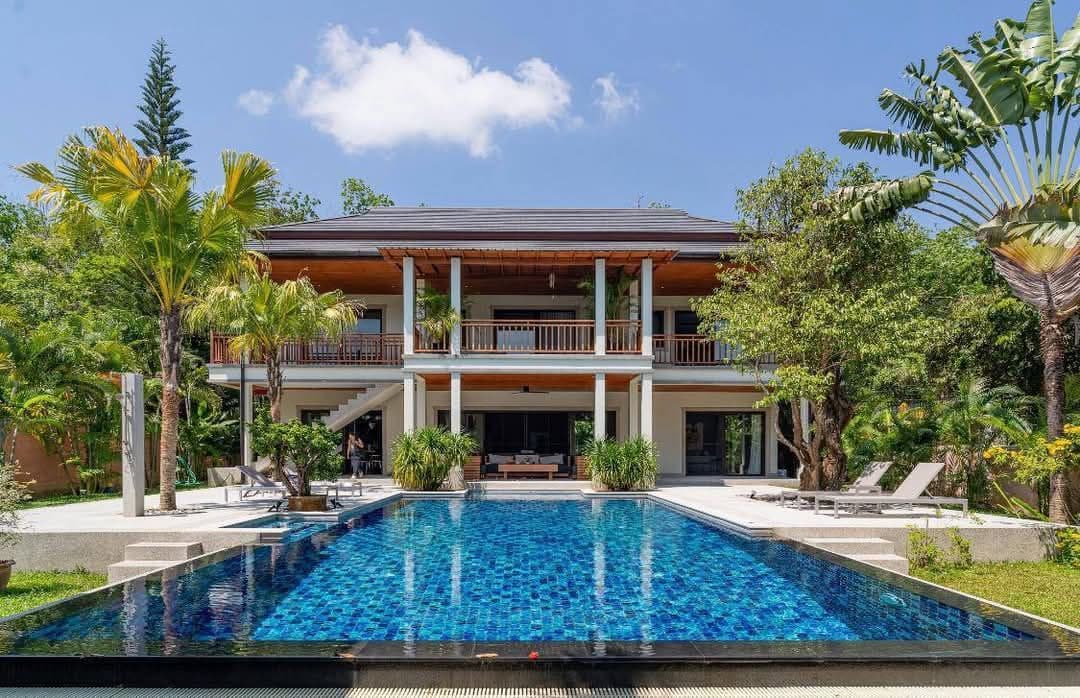 4 Bed pool villa with garden in rawai resale — photo 1