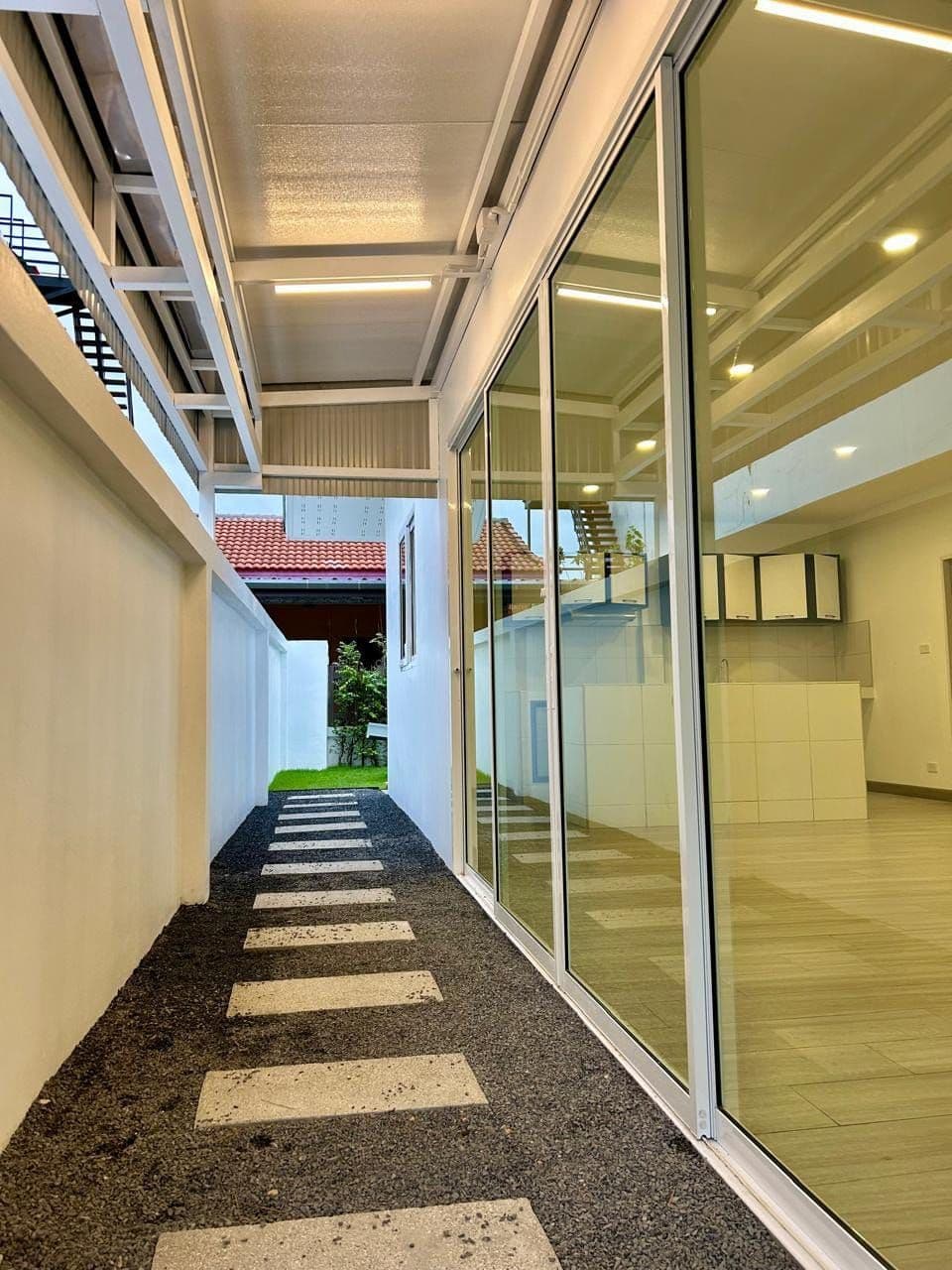 3 Bed house in chalong resale — photo 5