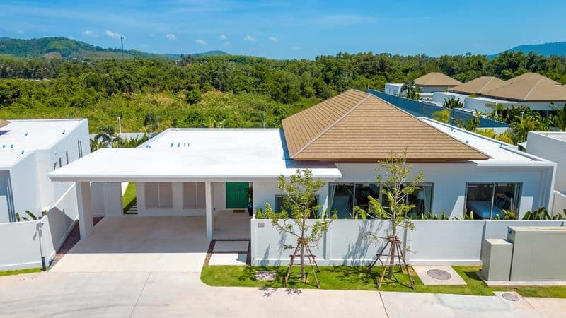 4 Bedroom Trichada Resale — photo 1