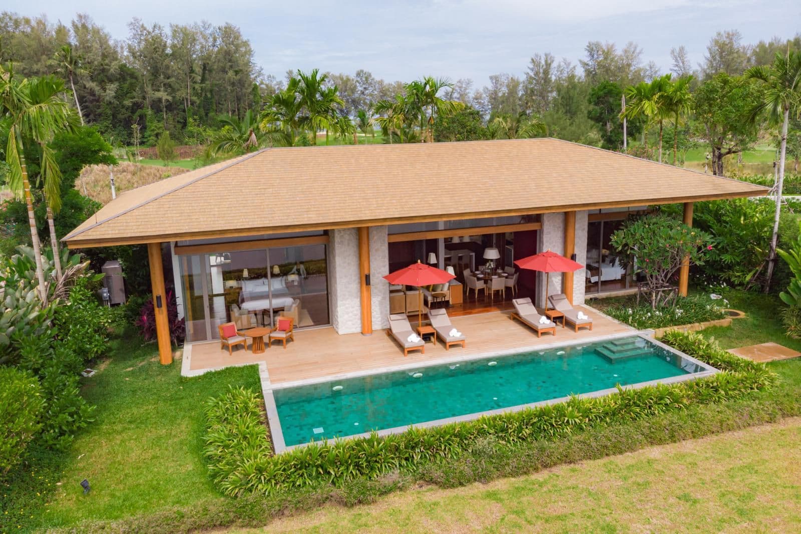 2 Bedrooms Luxury Aquella Villa — photo 3