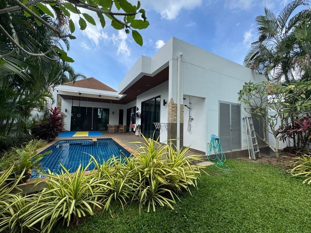 2 Bedroom pool villa naiharn resale — photo 3