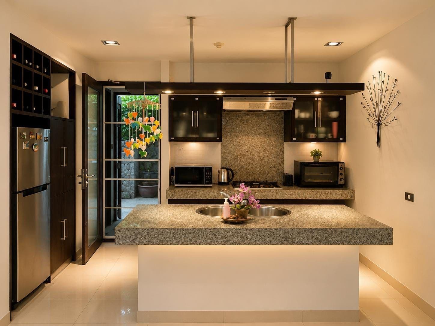 3 Bedroom Kamala hills resale — photo 2