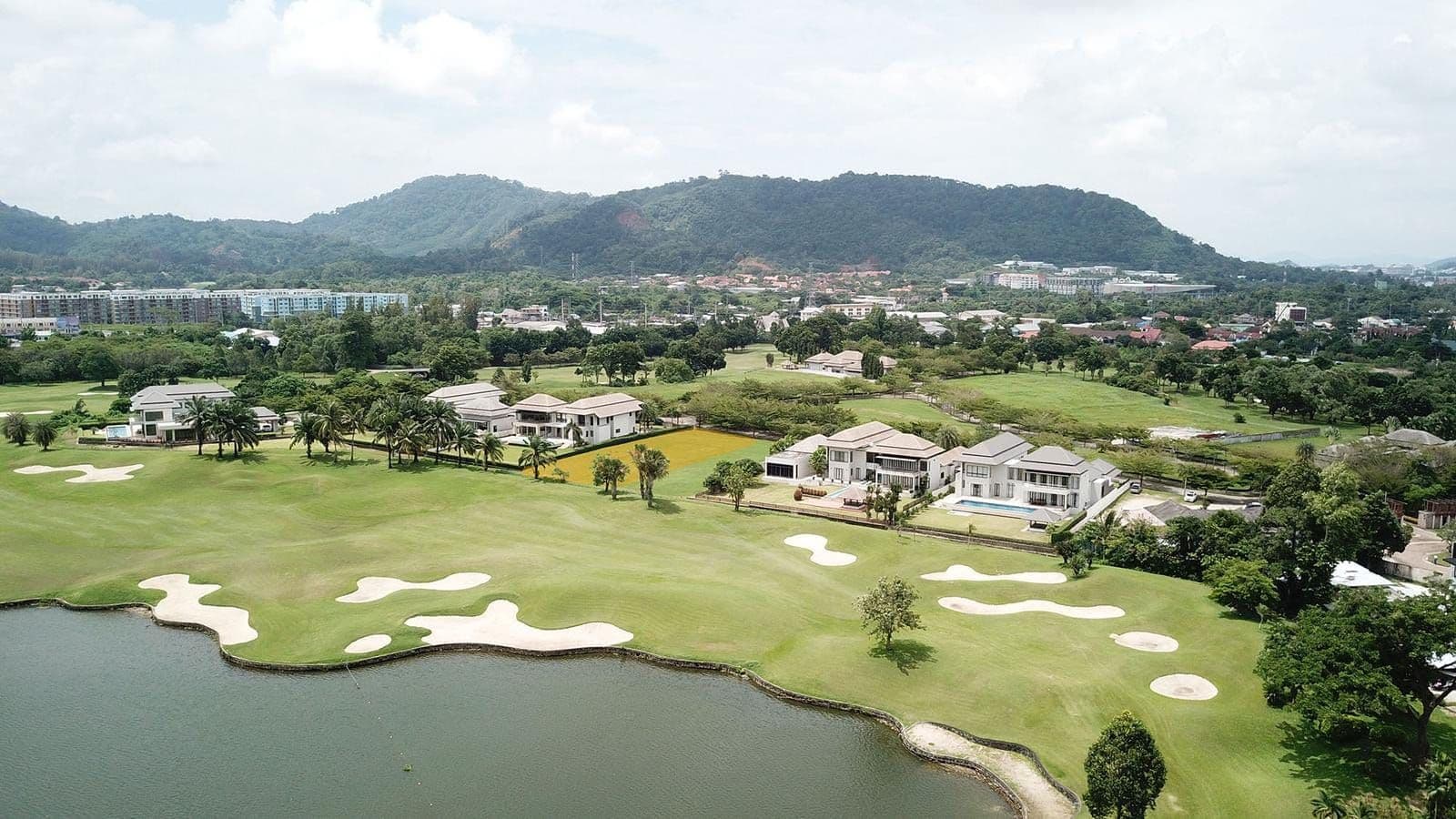 Land golf view at kathu — photo 1
