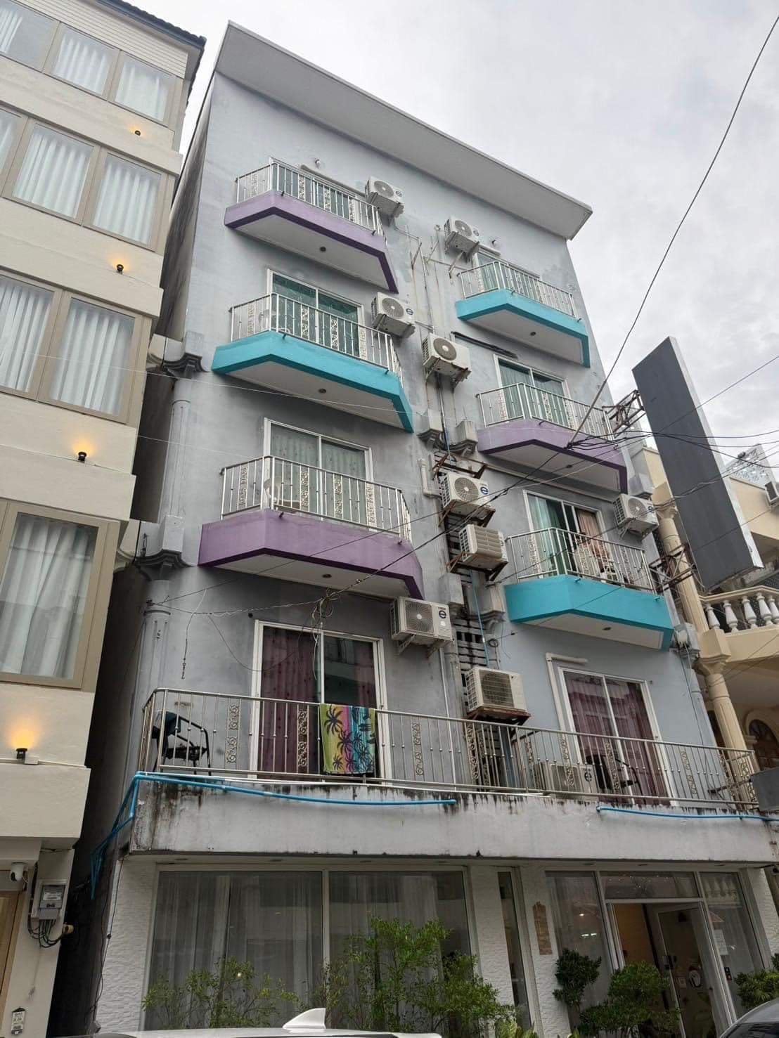 Apartment in Patong Resale — photo 1