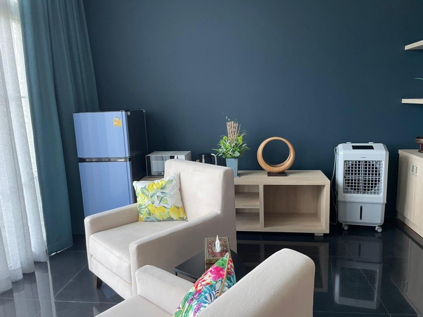 3 Bedrooms Beachfront Villa Kata resale — photo 3