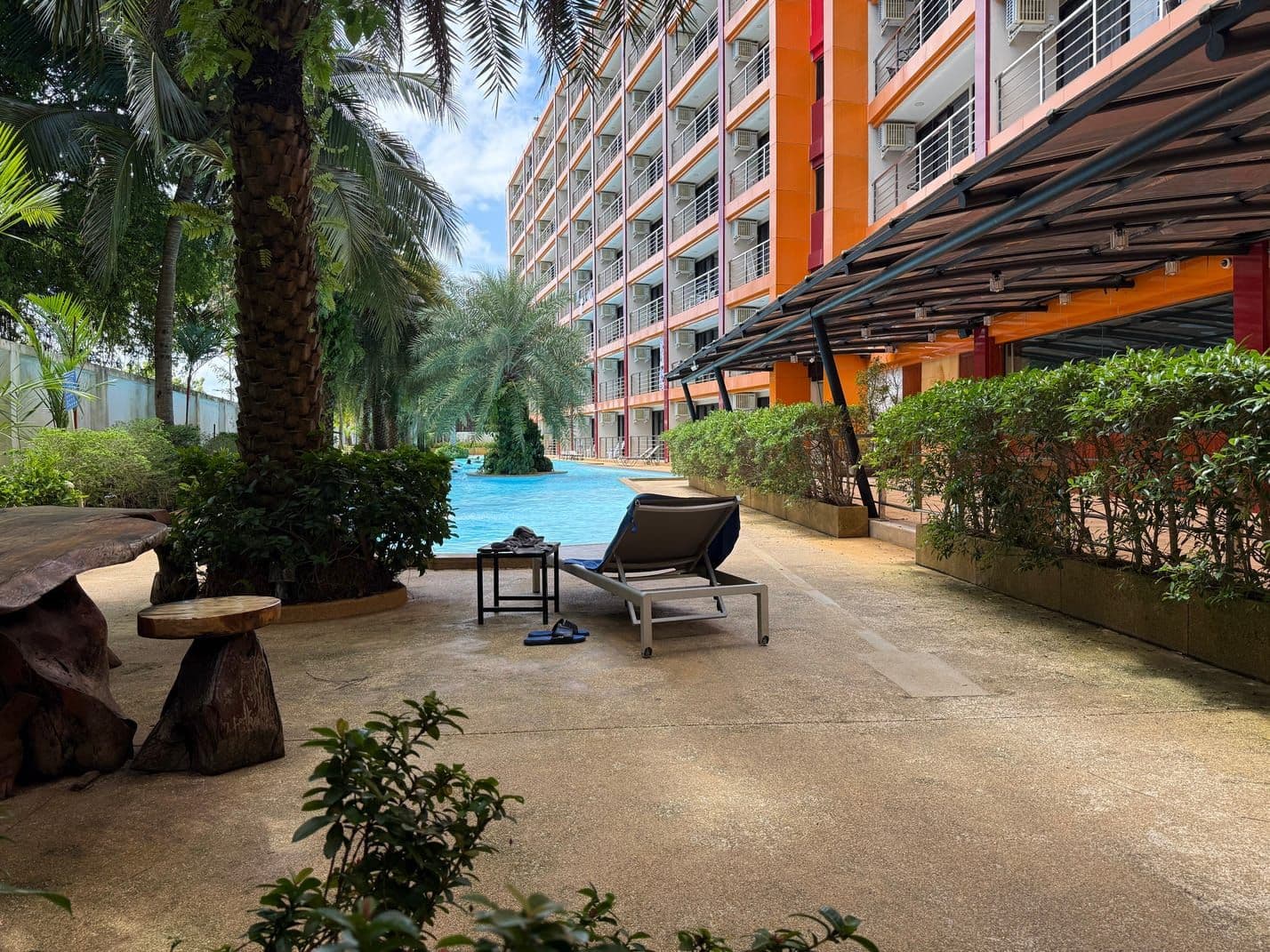 1 Bedroom Maikhao Beach Condotel Resale — photo 2