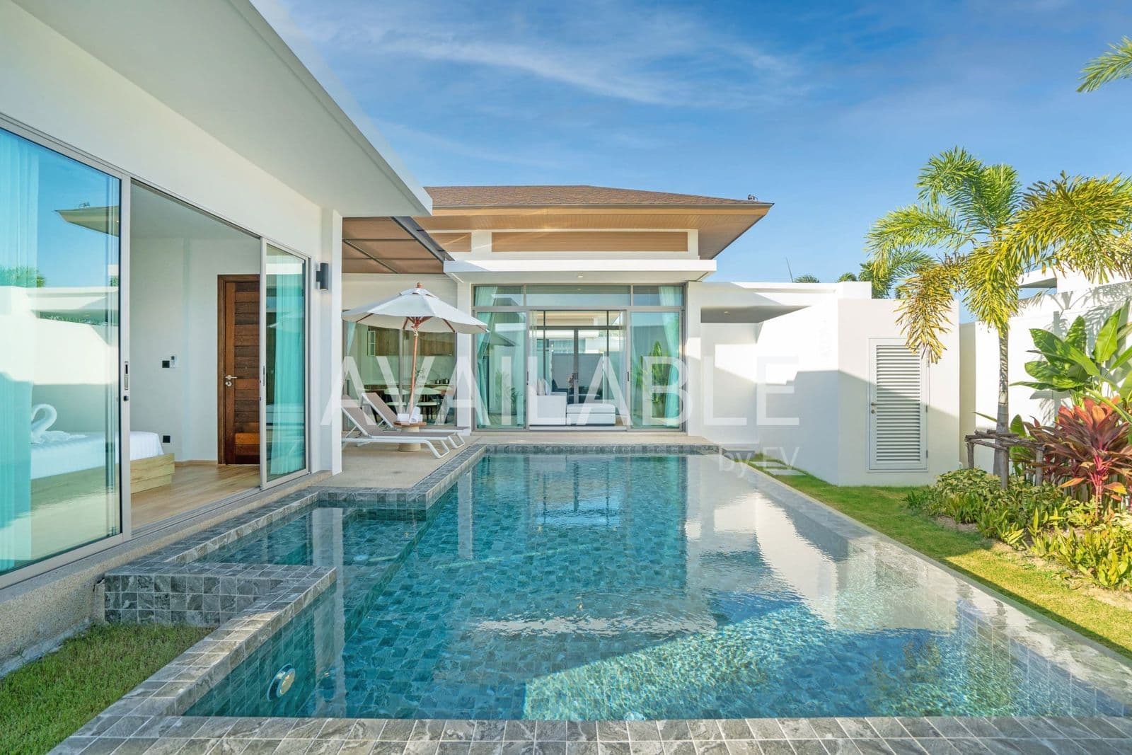 Shambhala Grand Villa in Choeng Thale, Phuket — photo 2