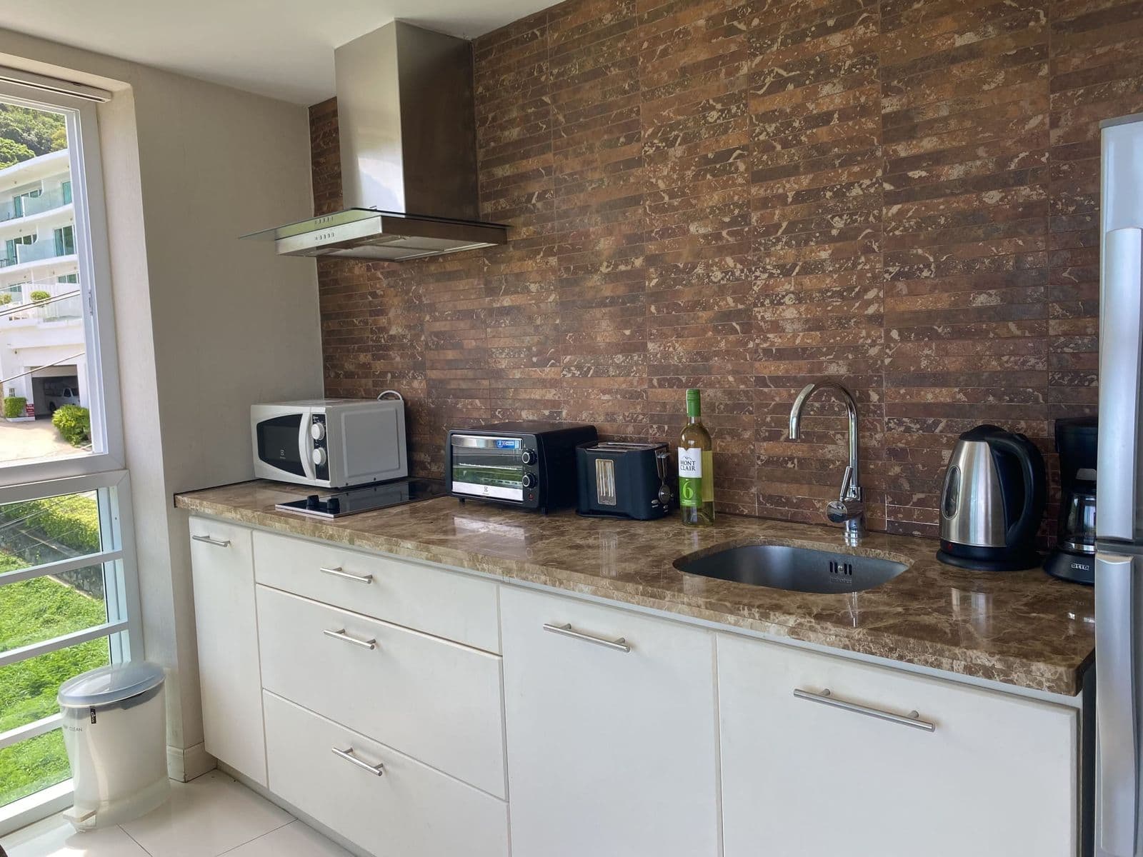 1 Bedroom, 1 Bath, Seaview resale Kata — photo 4