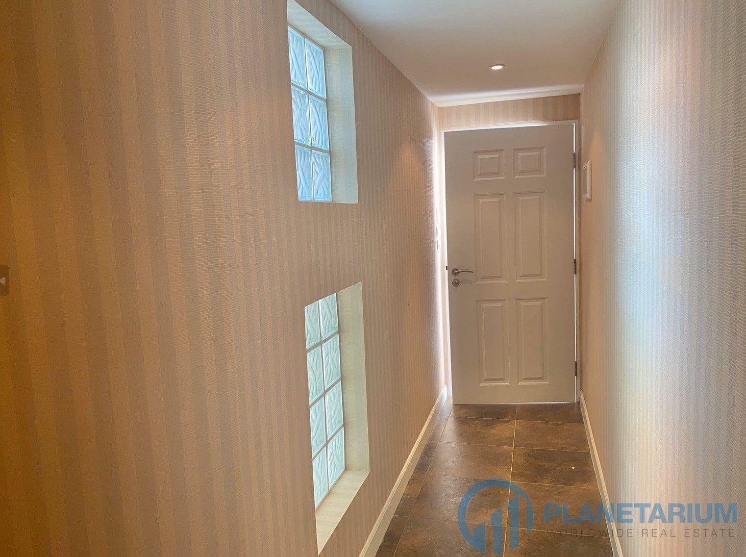 1 Bedroom, 1 Bath, Seaview, No furniture resale Kata View — photo 4