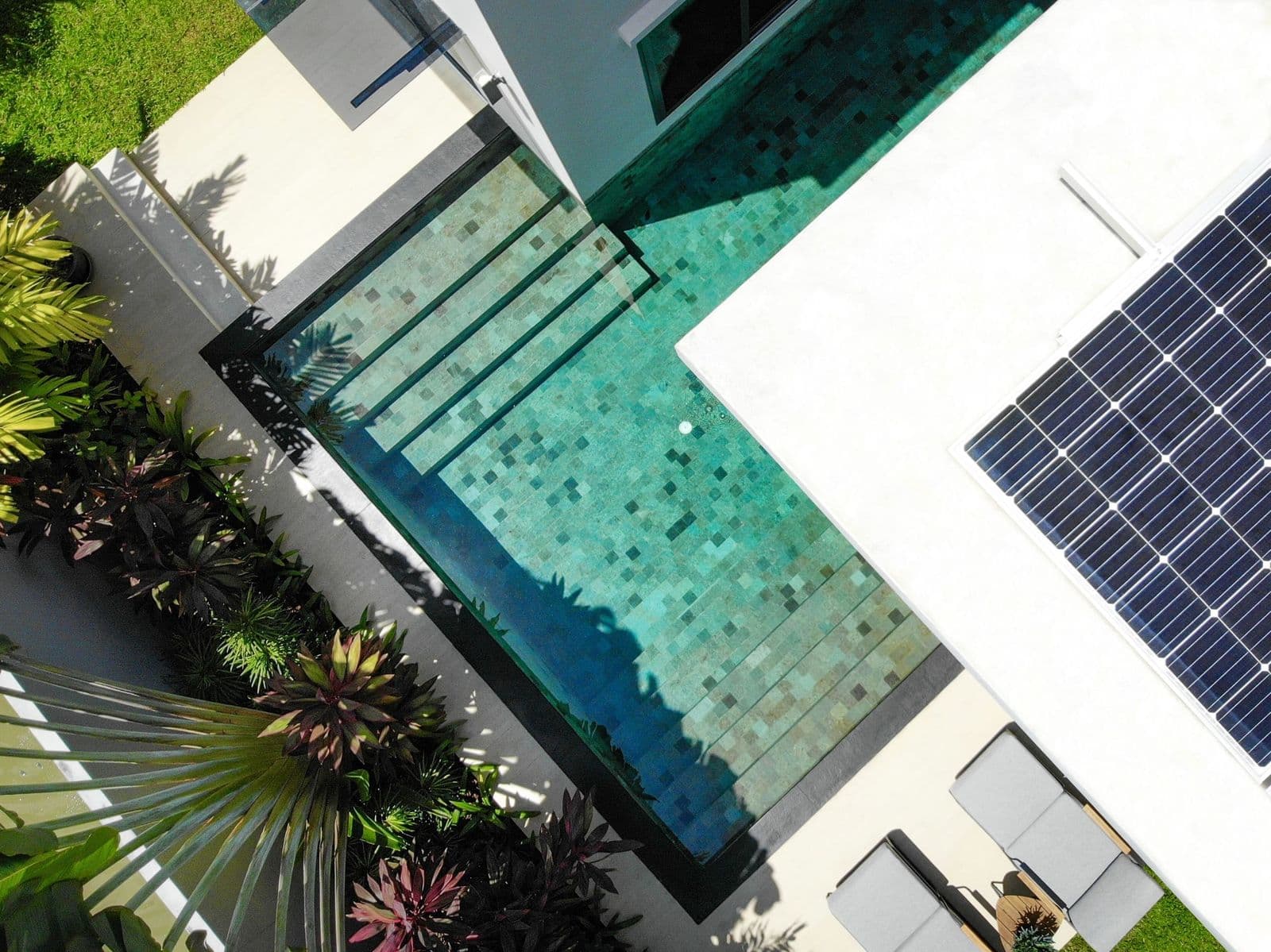100% SOLAR POWERED POOL VILLA 3 bedroom — photo 2