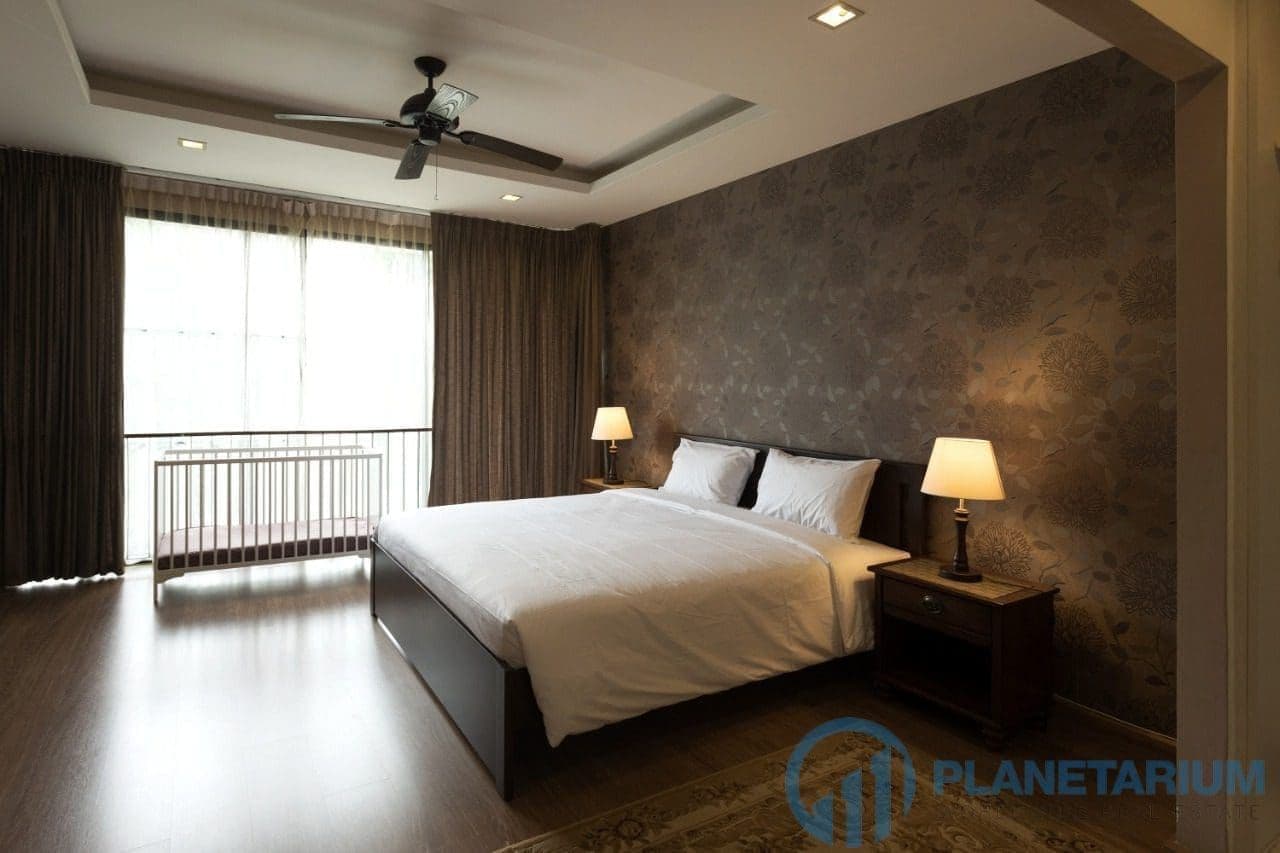 Resale Townhouse in complex laguna park — photo 5