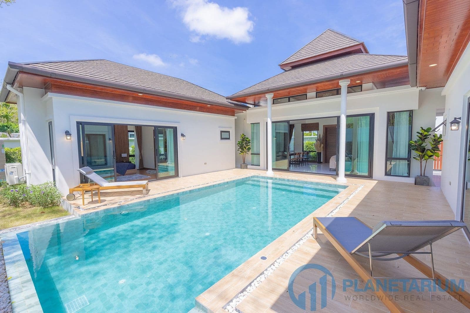A perfect selection of Luxury Pool Villa Retreats for living and investment in Phuket — photo 4