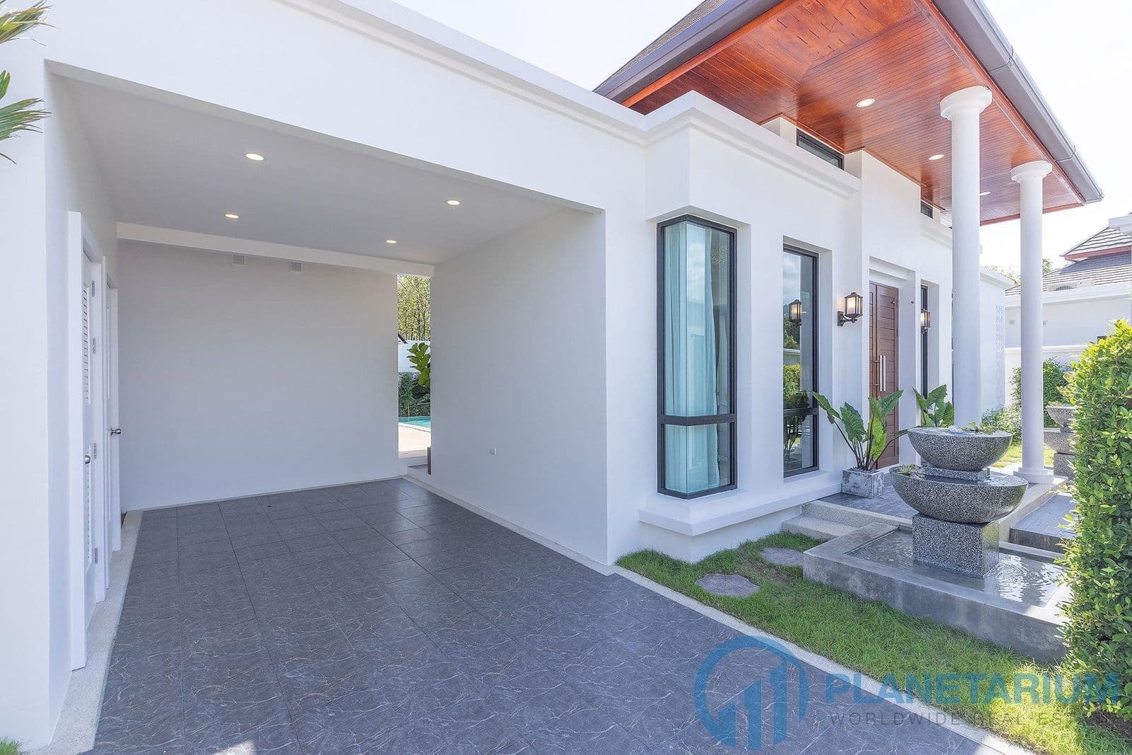 A perfect selection of Luxury Pool Villa Retreats for living and investment in Phuket — photo 5