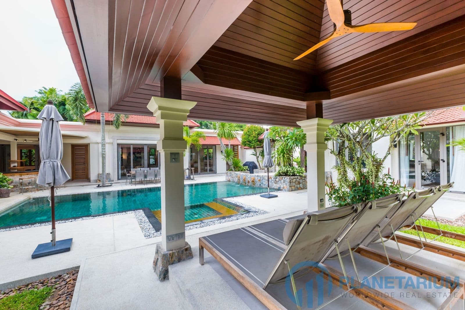 4 Bedrooms villa for rent on bangtao — photo 4