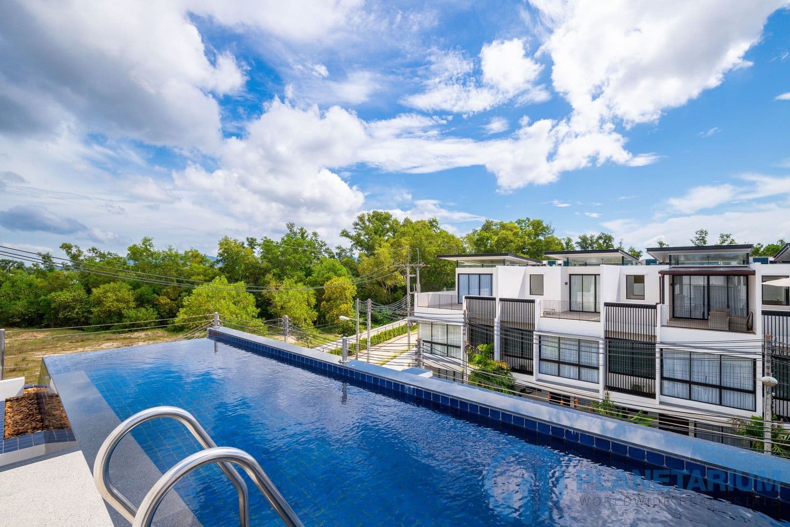 3-storey villa at laguna — photo 2