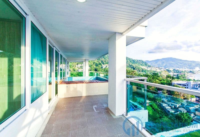 The Bay Cliff Penthouse Patong Resale — photo 1
