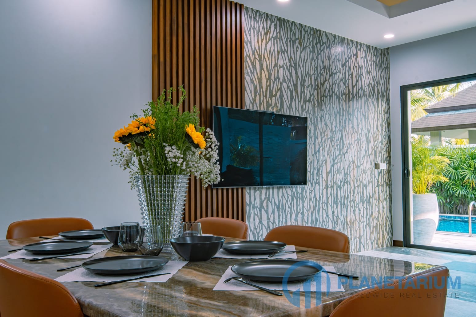 DSC02925-Enhanced-NR