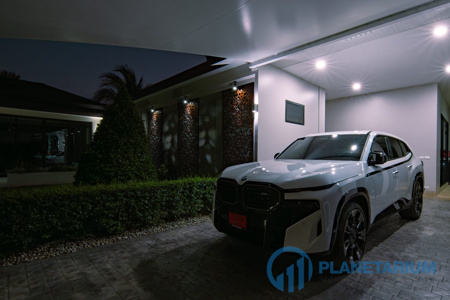 DSC03033-Enhanced-NR