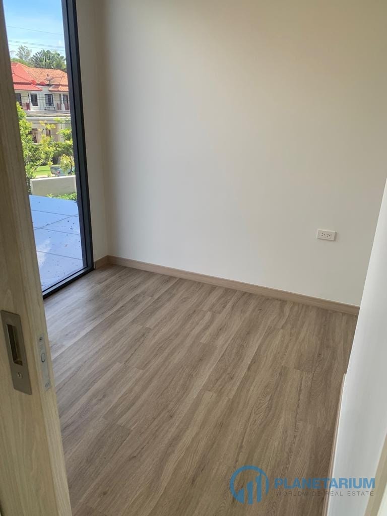 PHOTO-2025-03-05-11-59-00