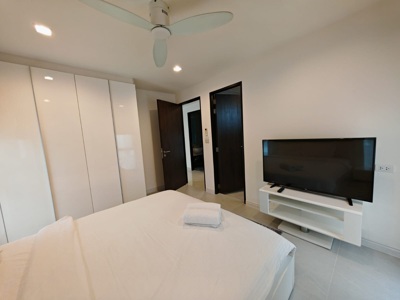 WhatsApp Image 2026-02-26 at 11.45.48 (2)